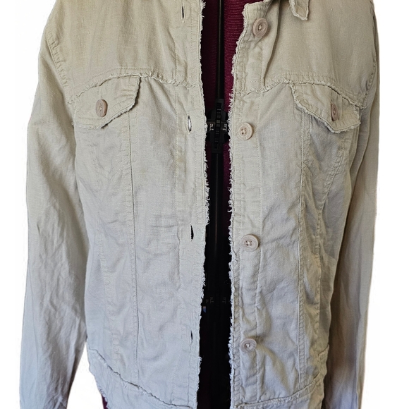 Nicole Miller Cream Linen Jacket with Classic Distressed Denim Style - Picture 3 of 16